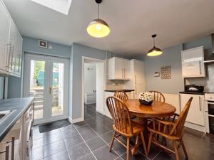 Photo 27- click for photo gallery